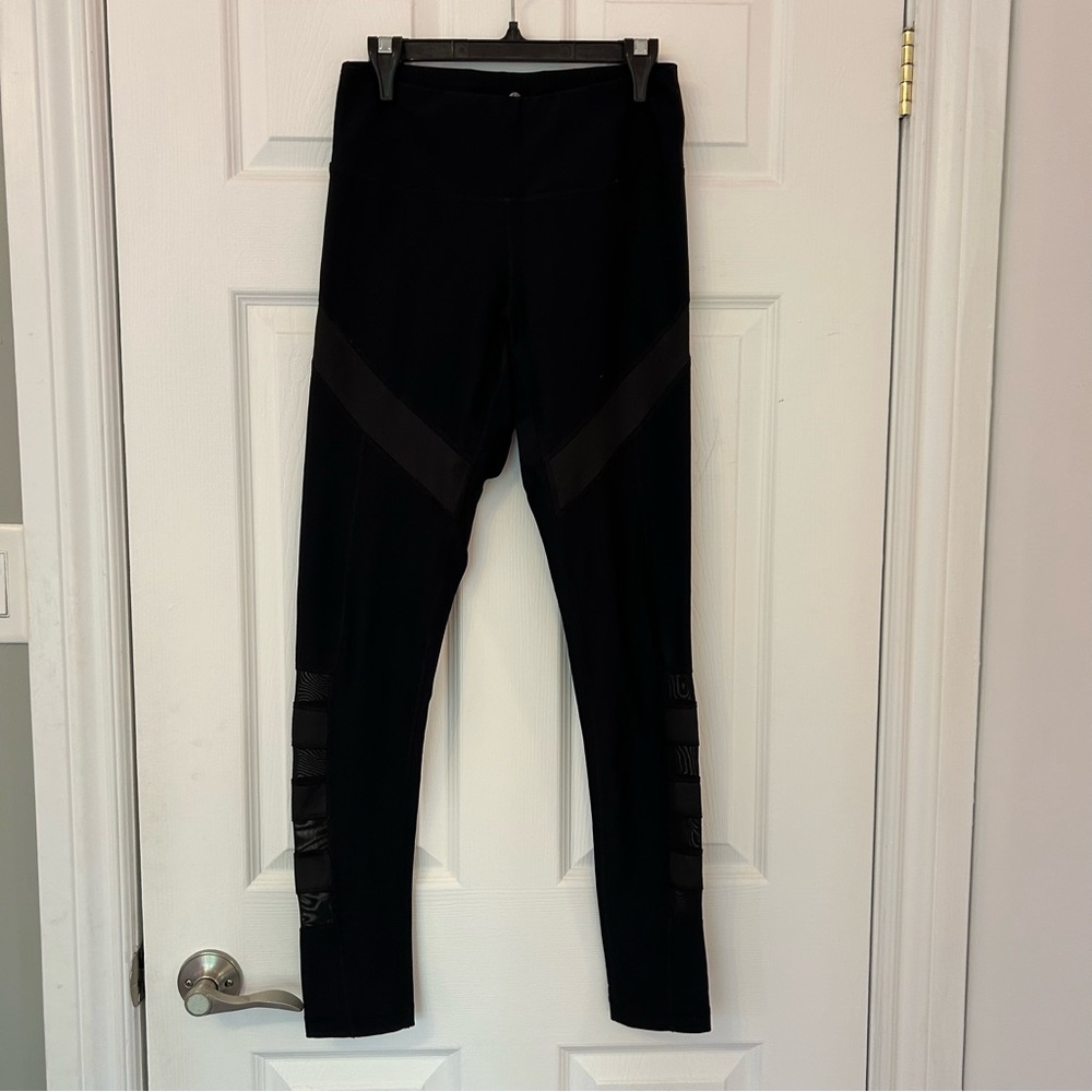 Reflex Black Leggings with Mesh